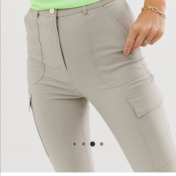 Asos design skinny fit pants with pocket detail cargo khaki camel size 4 - Picture 3 of 4